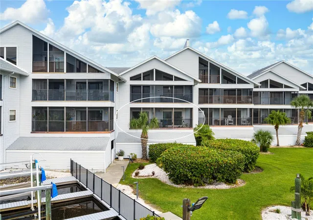 Photo 2 of Condo for sale at 515 Leffingwell Ave #112, Ellenton, FL 34222 | MLS# A4705688 | Listing updated on 2026-09-23