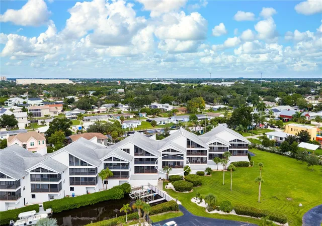 Photo 3 of Condo for sale at 515 Leffingwell Ave #112, Ellenton, FL 34222 | MLS# A4705688 | Listing updated on 2026-09-23