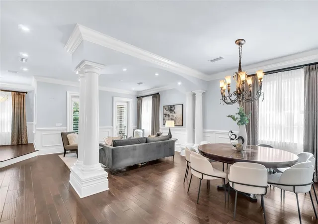 Photo 3 of Townhouse for sale at 500 Beach Dr NE, Saint Petersburg, FL 33701 | MLS# TB8547281 | Listing updated on 2026-10-12