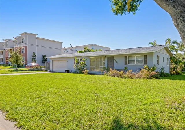 Photo 2 of Single family home for sale at 4414 W Fair Oaks Ave, Tampa, FL 33611 | MLS# TB8547283 | Listing updated on 2026-09-12