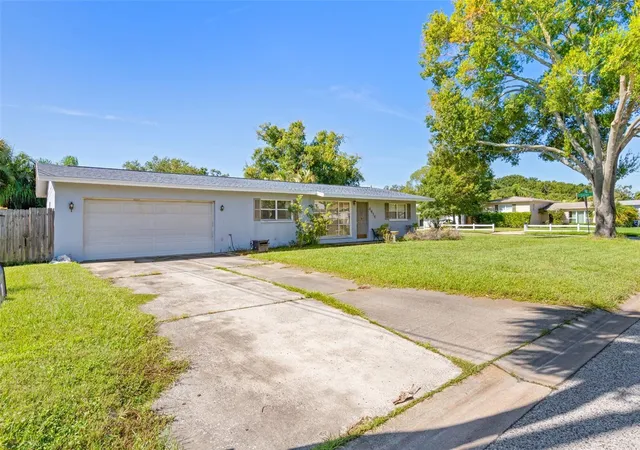 Photo 3 of Single family home for sale at 4414 W Fair Oaks Ave, Tampa, FL 33611 | MLS# TB8547283 | Listing updated on 2026-09-12