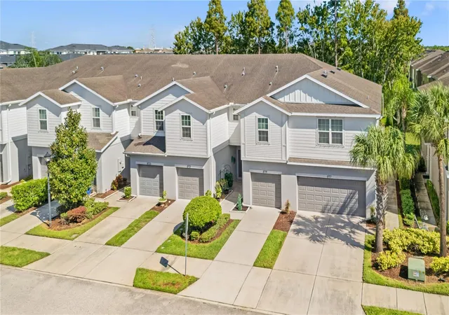 Photo 4 of Townhouse for sale at 8719 Turnstone Hvn Pl, Tampa, FL 33619 | MLS# TB8547302 | Listing updated on 2026-09-29