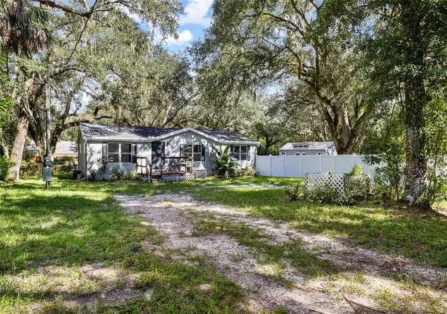 Photo 2 of Manufactured home for sale at 19101 Livengood Rd, Lutz, FL 33559 | MLS# TB8547309 | Listing updated on 2026-10-02