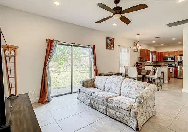 Photo 3 of Single family home for sale at 8735 Isla Bella Dr, Orlando, FL 32818 | MLS# S5157311 | Listing updated on 2026-09-16