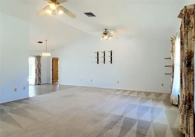 Photo 3 of Single family home for sale at 755 Cumberland Rd, Venice, FL 34293 | MLS# N6145706 | Listing updated on 2026-09-28
