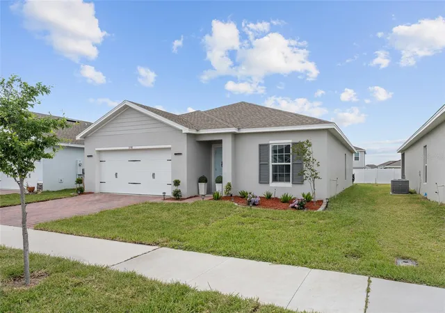 Photo 2 of Single family home for sale at 1190 Lexington Ln, Haines City, FL 33844 | MLS# S5157316 | Listing updated on 2026-09-15