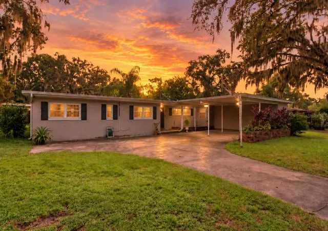 Photo 2 of Single family home for sale at 416 Broxburn Ave, Temple Terrace, FL 33617 | MLS# TB8547337 | Listing updated on 2026-10-09
