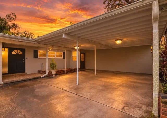 Photo 3 of Single family home for sale at 416 Broxburn Ave, Temple Terrace, FL 33617 | MLS# TB8547337 | Listing updated on 2026-10-09