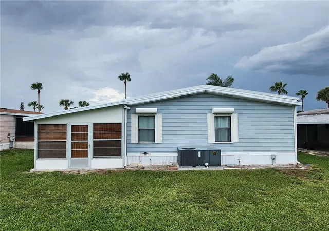 Photo 4 of Manufactured home for sale at 66 Joppa Dr, Winter Haven, FL 33884 | MLS# G5117614 | Listing updated on 2026-09-15