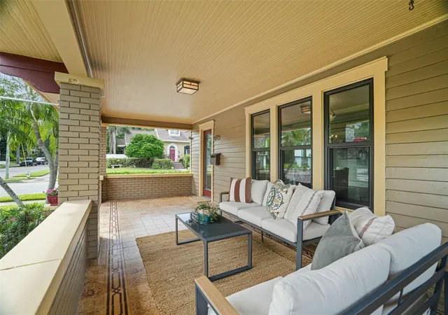 Photo 4 of Single family home for sale at 605 14th Avenue NE, Saint Petersburg, FL 33701 | MLS# TB8547348 | Listing updated on 2026-10-08