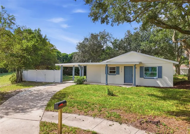 Photo 1 of Single family home for sale at 2470 Ivan Ct, Orlando, FL 32807 | MLS# O6440769 | Listing updated on 2026-09-25