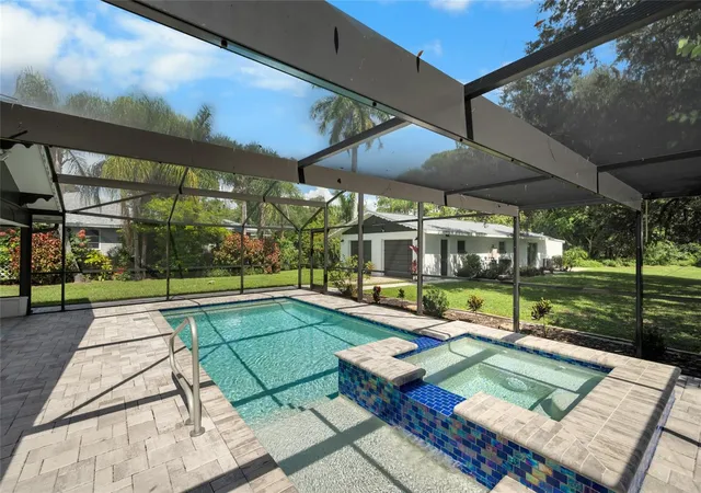 Photo 3 of Single family home for sale at 2111 Heasley Rd, Englewood, FL 34223 | MLS# D6148722 | Listing updated on 2026-10-08
