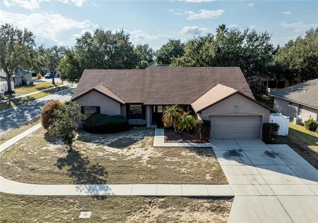 Photo 1 of Single family home for sale at 4530 Treasure Cay Rd, Tavares, FL 32778 | MLS# G5117616 | Listing updated on 2026-09-22