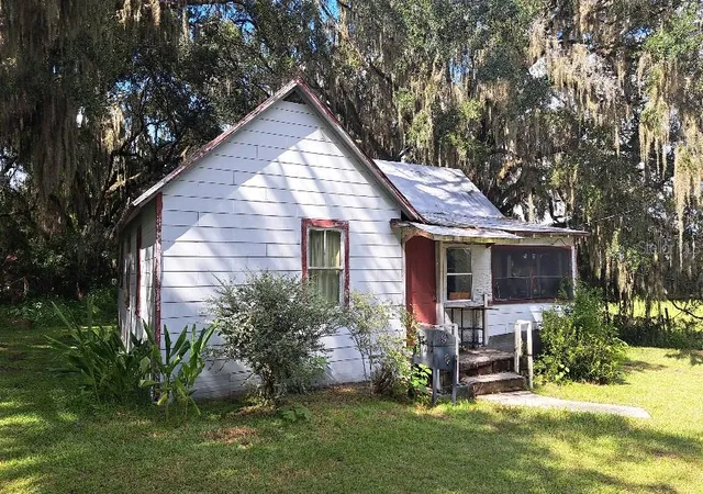 Single family home for sale at 1075 NW 100th Street, OCALA, FL 34475 | MLS# TB8547354