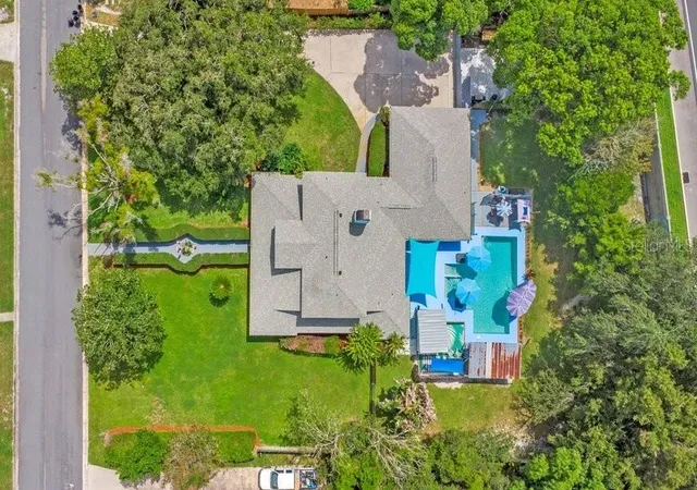 Photo 1 of Single family home for sale at 233 Flame Ave, Maitland, FL 32751 | MLS# O6440779 | Listing updated on 2026-10-08
