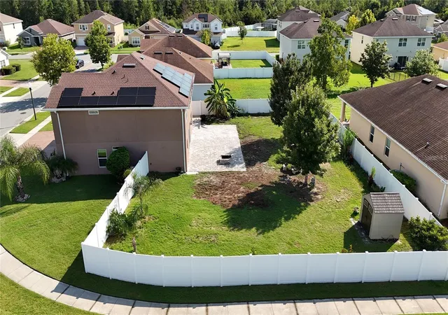 Photo 4 of Single family home for sale at 2255 Sheboygan Pl, Kissimmee, FL 34758 | MLS# S5157328 | Listing updated on 2026-10-26