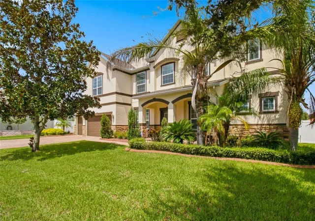 Photo 4 of Single family home for sale at 1215 Hillandale Reserve Dr, Tampa, FL 33613 | MLS# TB8547385 | Listing updated on 2026-10-07