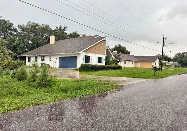Photo 3 of Single family home for sale at 4611 9th Street E, Ellenton, FL 34222 | MLS# TB8547390 | Listing updated on 2026-09-17