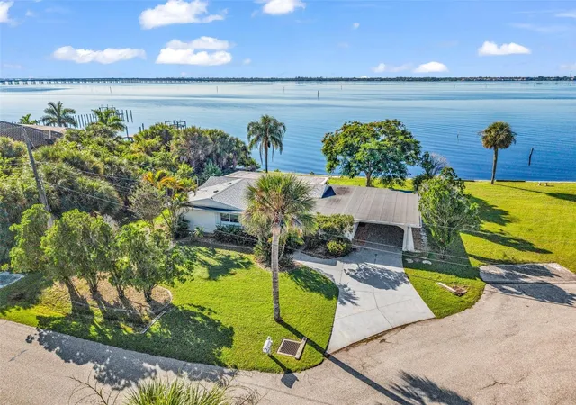 Photo 2 of Single family home for sale at 148 Northshore Ter, Punta Gorda, FL 33980 | MLS# C7530601 | Listing updated on 2026-10-06