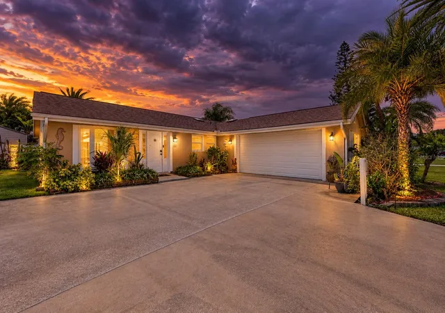 Single family home for sale at 149 Sea Isle Cir, SOUTH DAYTONA, FL 32119 | MLS# O6440805