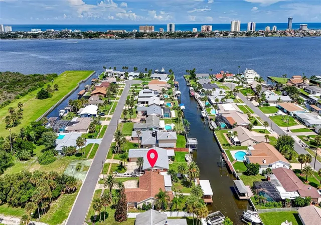 Photo 2 of Single family home for sale at 149 Sea Isle Cir, South Daytona, FL 32119 | MLS# O6440805 | Listing updated on 2026-10-07