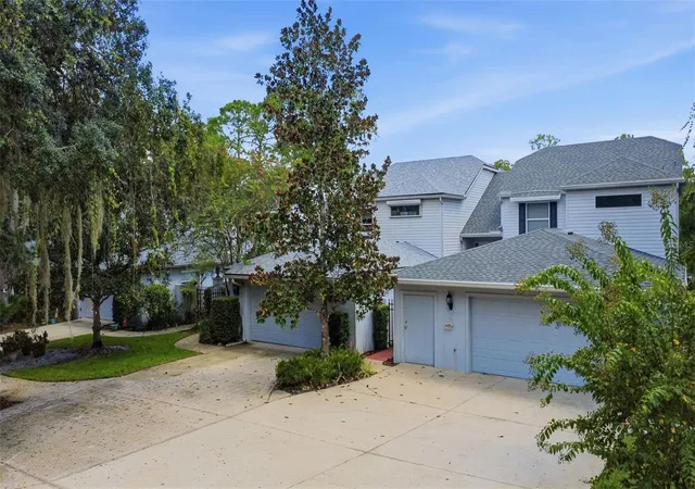 Photo 3 of Townhouse for sale at 750 Old Treeline Trl, Deland, FL 32724 | MLS# V4951211 | Listing updated on 2026-09-12