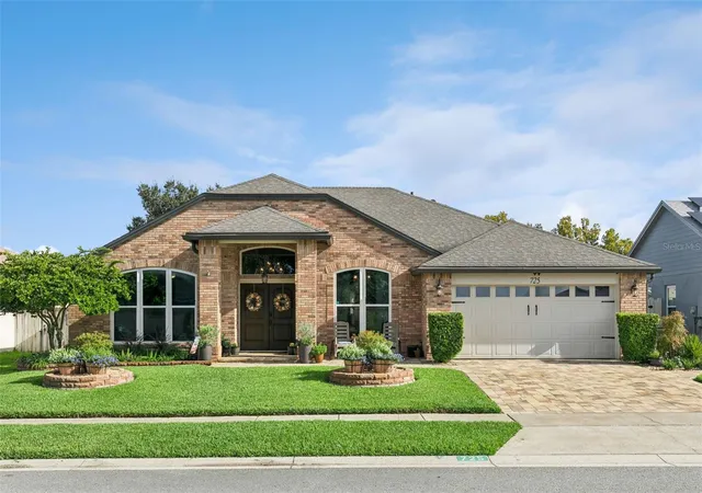 Photo 1 of Single family home for sale at 725 Hallowell Cir, Orlando, FL 32828 | MLS# O6440808 | Listing updated on 2026-10-07