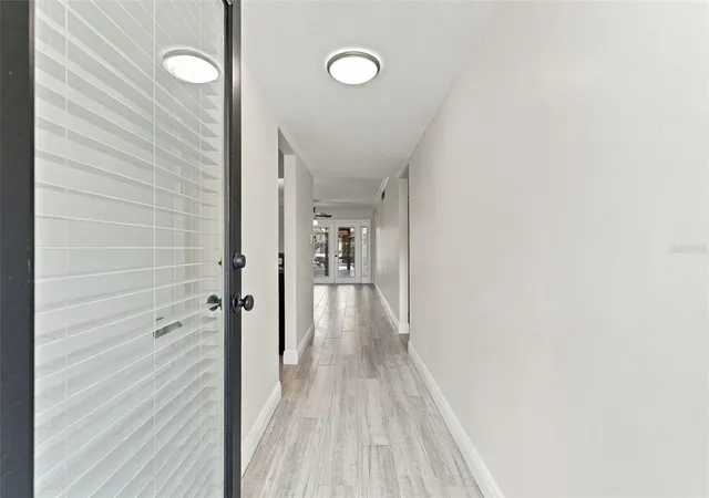 Listing Photo 1 - Condo for sale in building located at 3124 Plz Ter Dr, ORLANDO, FL 32803 - Unit #3124