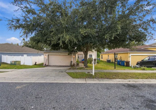 Photo 2 of Single family home for sale at 1027 Ronlin St, Haines City, FL 33844 | MLS# O6440815 | Listing updated on 2026-10-08