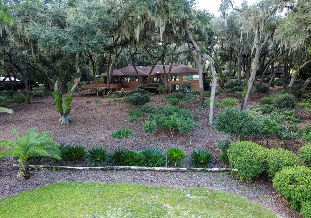 Photo 2 of Single family home for sale at 202 Mason Rd, Melrose, FL 32666 | MLS# GC543412 | Listing updated on 2026-09-12