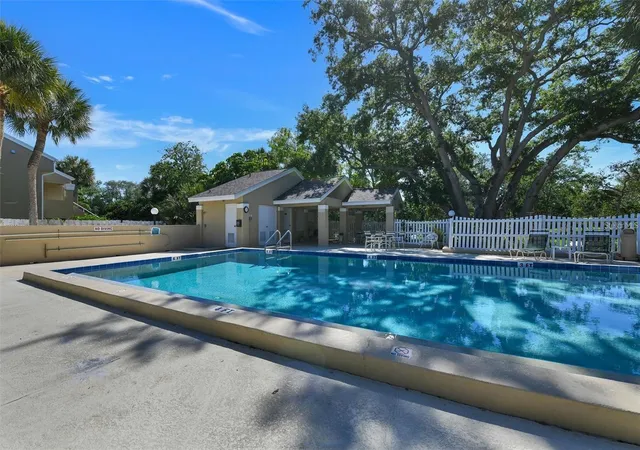 Listing Photo 2 - Condo for sale in building located at 8352 Meadowbrook Dr, Largo, FL 33777 - Unit #10
