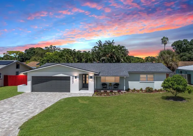 Photo 1 of Single family home for sale at 2587 60th Avenue S, Saint Petersburg, FL 33712 | MLS# TB8547438 | Listing updated on 2026-09-24