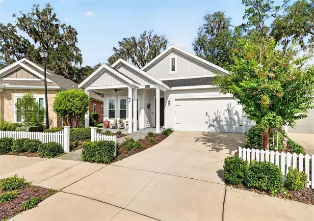 Photo 2 of Sale Pending at 1272 Nw 132nd Boulevard, Newberry, FL 32669 | MLS# GC543413 | Listing updated on 2026-09-19
