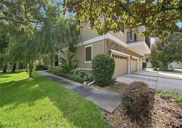 Photo 2 of Townhouse for sale at 5530 Kinglethill Dr, Lithia, FL 33547 | MLS# TB8547440 | Listing updated on 2026-10-02