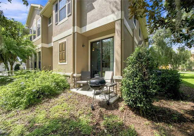 Photo 3 of Townhouse for sale at 5530 Kinglethill Dr, Lithia, FL 33547 | MLS# TB8547440 | Listing updated on 2026-10-02
