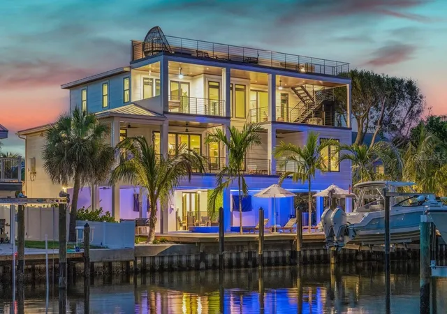 Photo 2 of Single family home for sale at 515 Loquat Dr, Anna Maria, FL 34216 | MLS# A4705734 | Listing updated on 2026-09-16