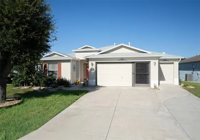 Photo 2 of Single family home for sale at 16320 Sw 13th Terrace, Ocala, FL 34473 | MLS# OM732058 | Listing updated on 2026-09-29