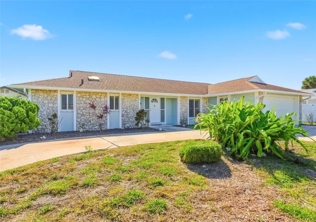Photo 1 of Single family home for sale at 33 E Sea Harbor, Ormond Beach, FL | MLS# FC321368 | Listing updated on 2026-09-15