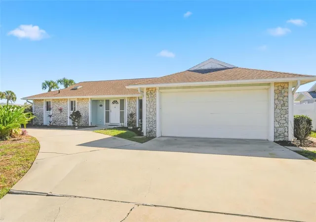 Photo 3 of Single family home for sale at 33 E Sea Harbor, Ormond Beach, FL | MLS# FC321368 | Listing updated on 2026-09-15