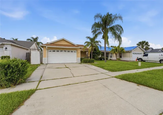 Photo 4 of Single family home for sale at 4609 Cheyenne Point Trl, Kissimmee, FL 34746 | MLS# S5157339 | Listing updated on 2026-09-13