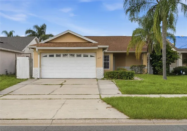 Single family home for sale at 4609 Cheyenne Point Trl, KISSIMMEE, FL 34746 | MLS# S5157339