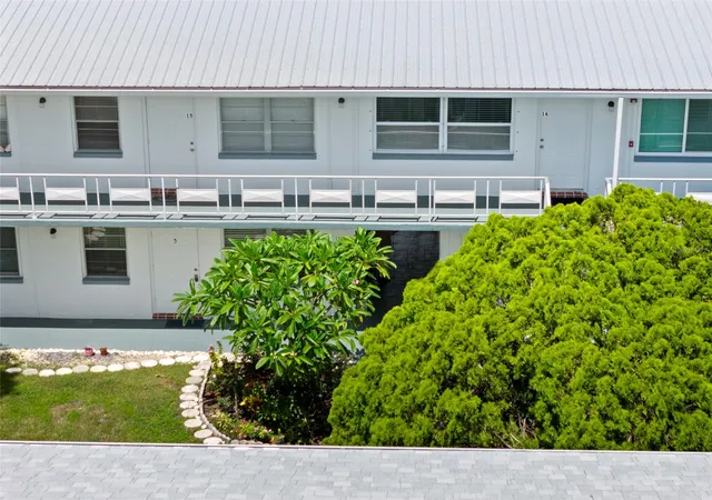 Photo 1 of Condo for sale at 5875 18th Street N #15, Saint Petersburg, FL 33714 | MLS# A4705735 | Listing updated on 2026-10-01