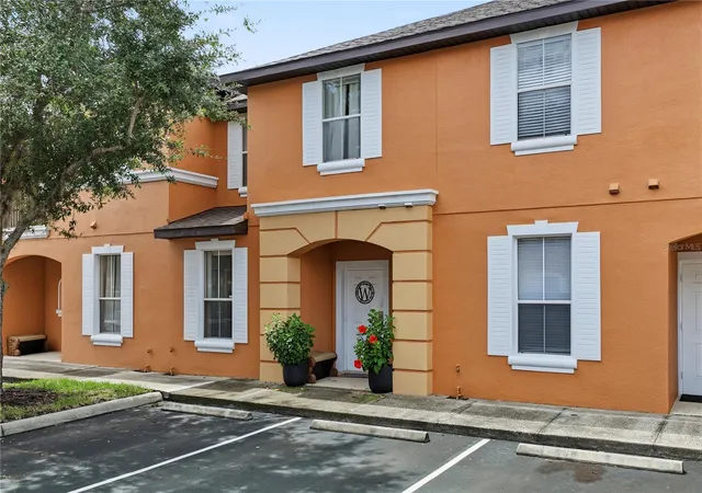 Photo 3 of Townhouse for sale at 2706 Impala Ln #2706, Kissimmee, FL 34746 | MLS# O6440854 | Listing updated on 2026-09-17