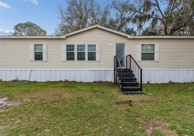 Photo 1 of Manufactured home for sale at 27435 Holiday Dr, Dade City, FL 33525 | MLS# TB8547470 | Listing updated on 2026-09-22