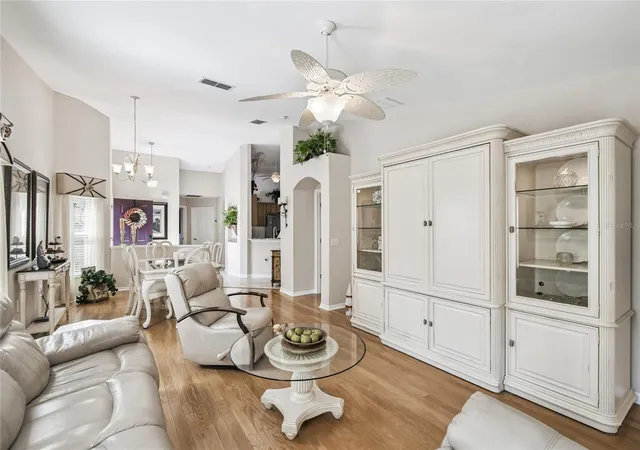 Photo 3 of Single family home for sale at 513 Vineyard Way, Kissimmee, FL 34759 | MLS# S5157341 | Listing updated on 2026-09-13