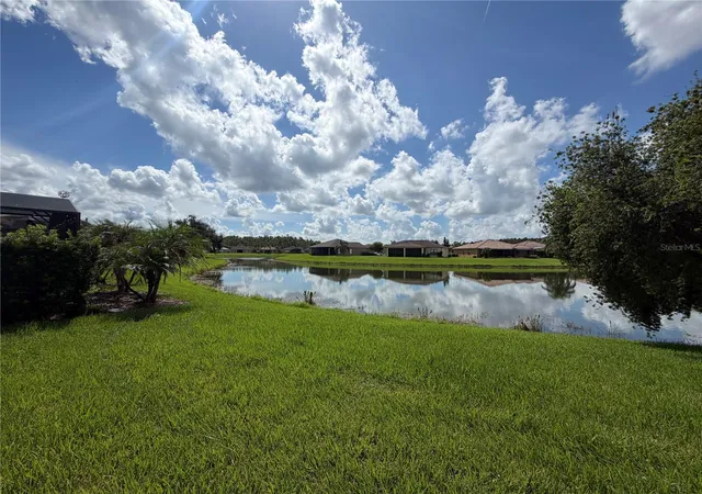 Photo 3 of Single family home for sale at 289 Monterey St, Kissimmee, FL 34759 | MLS# S5157342 | Listing updated on 2026-09-16
