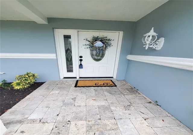Photo 3 of Single family home for sale at 2138 Grove Pl, Clearwater, FL 33764 | MLS# TB8547479 | Listing updated on 2026-09-24