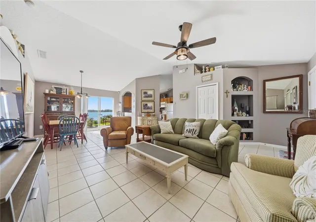 Photo 2 of Single family home for sale at 1827 Lake Villa Dr, Tavares, FL 32778 | MLS# G5117635 | Listing updated on 2026-10-04