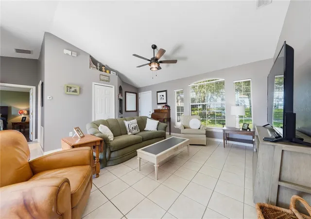 Photo 3 of Single family home for sale at 1827 Lake Villa Dr, Tavares, FL 32778 | MLS# G5117635 | Listing updated on 2026-10-04