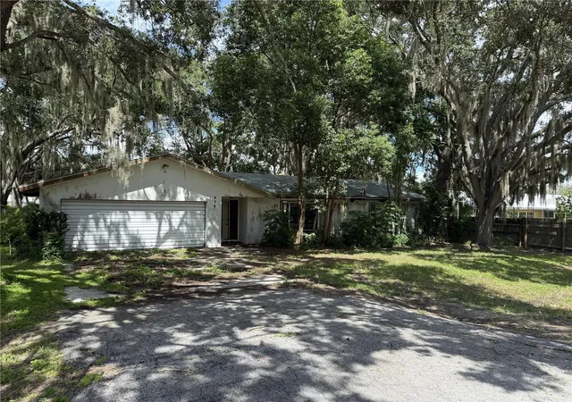 Photo 2 of Sale Pending at 535 Clear Rd, Ocala, FL 34472 | MLS# O6440865 | Listing updated on 2026-09-12